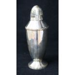 A 1930's Art Deco silver sugar shaker by Gladwin Ltd, Sheffield, 1936, 7in, 6.5 oz.
