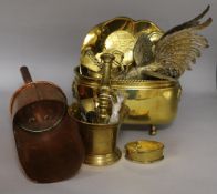 A pestle and mortar, mixed brass etc