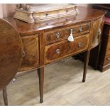 An Edwardian Georgian style mahogany sideboard, W.152cm