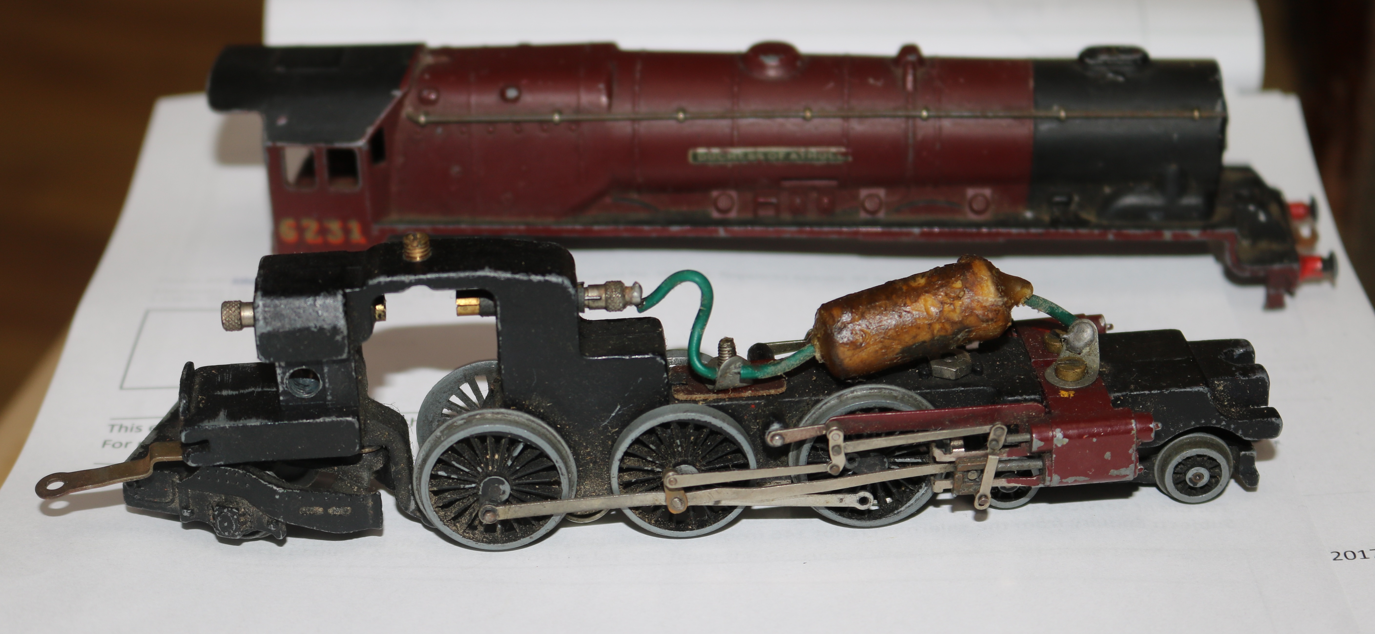 Two Hornby locomotives, various items of Hornby and Tri-ang rolling stock and accessories and sundry - Image 4 of 5