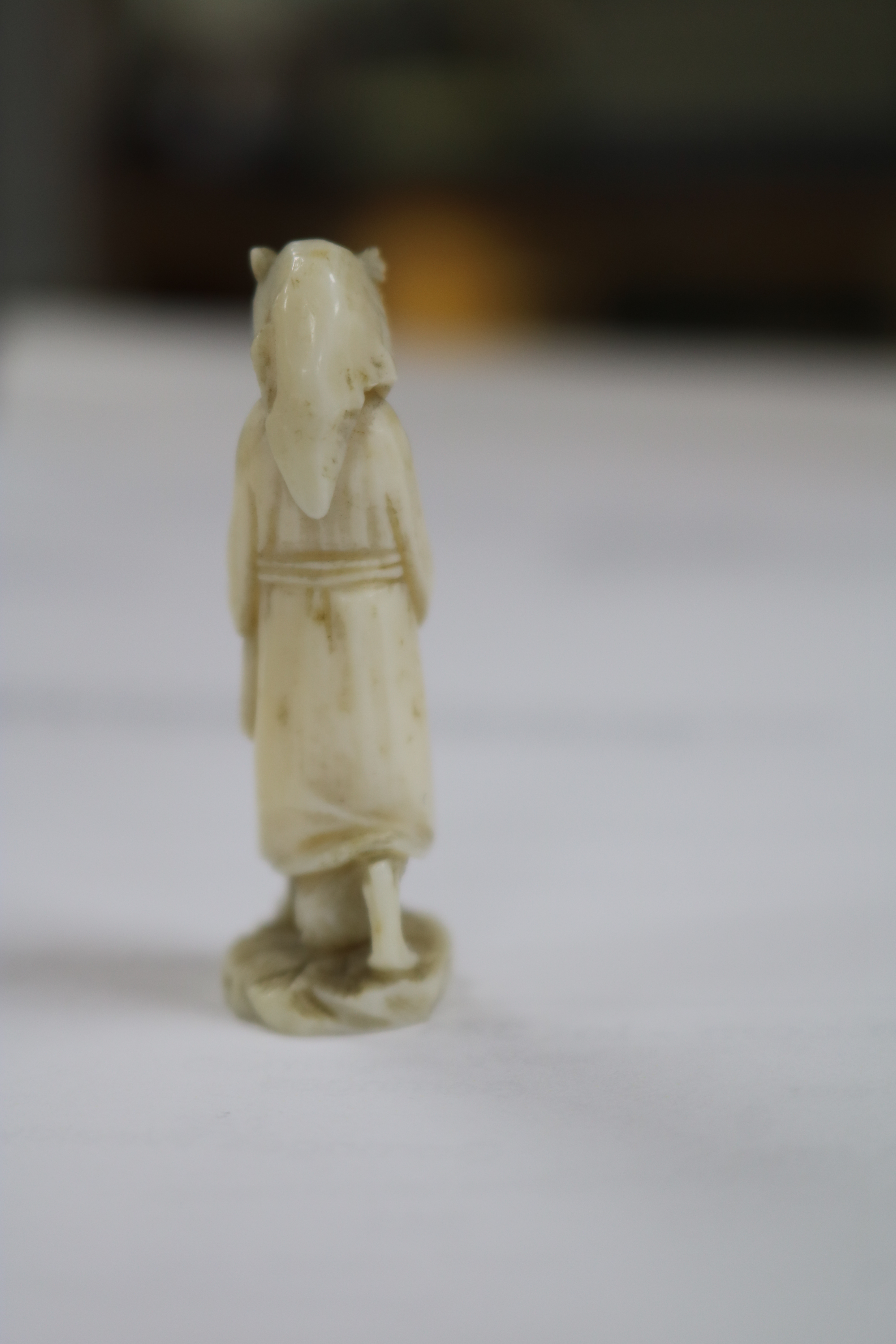 A Dieppe ivory carving of a hound as a pilgrim, c.1880 - Image 4 of 6