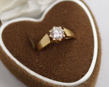 A 9ct gold and cubic zirconia ring.