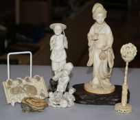 A quantity of Japanese carvings