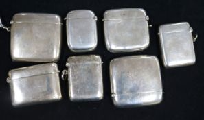 Seven plain silver vesta cases, various, total 8oz approx