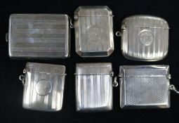 Six engine-turned silver vesta cases, various, total 5.5oz approx