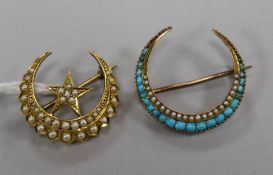 An 18ct gold crescent and star brooch, set with seed pearls, 4.9gr, and a 9ct gold turquoise-set