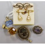 Three bar brooches, earrings, two pendants and a brooch.