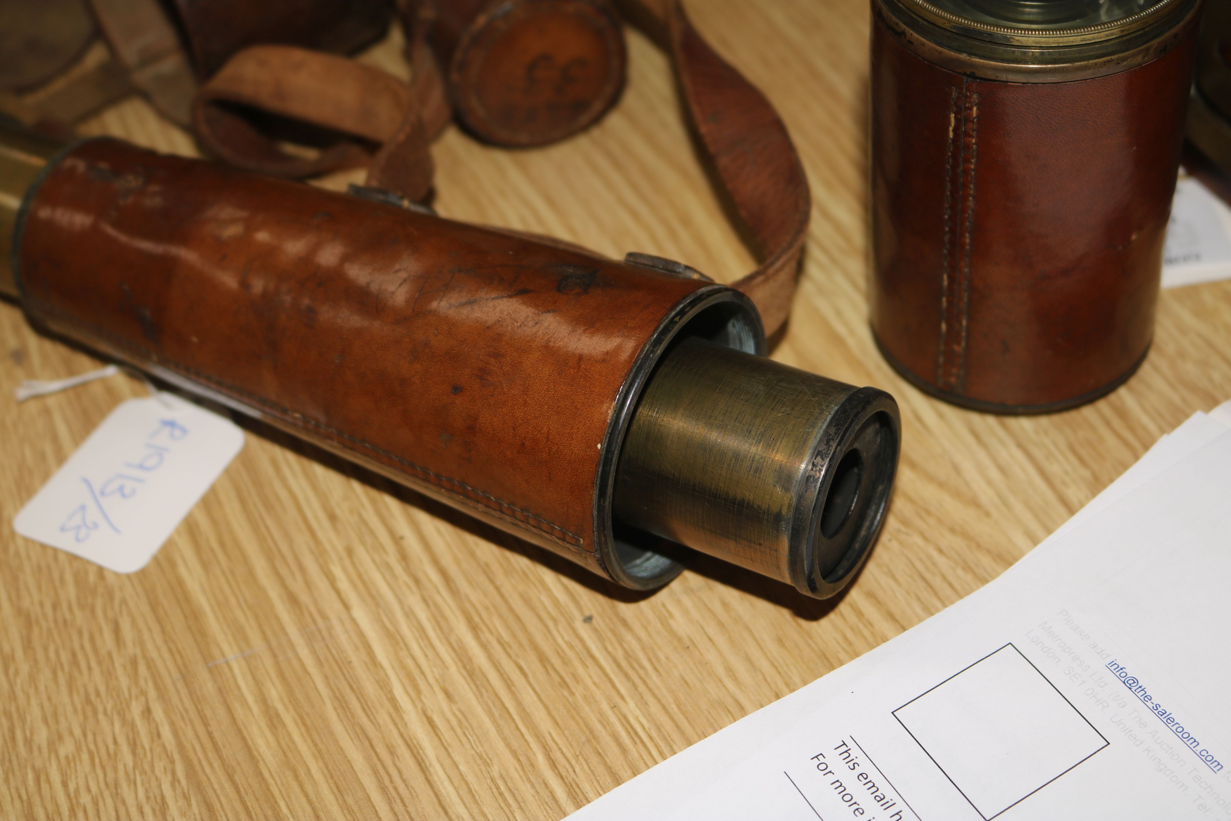A 19th century leather cased telescope - Image 7 of 10