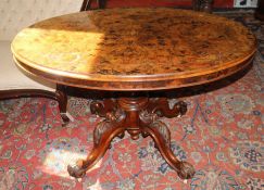 A walnut loo table, W.120cm