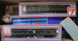 00 Gauge model railway including 2 locomotives, 3 Lima carriages etc, 1950's-70s