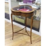 An Edwardian inlaid mahogany bijouterie table