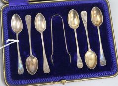A set of six George V silver teaspoons and tongs (cased)