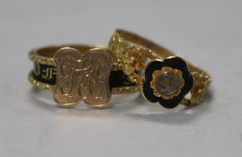Two Victorian 18ct gold and black enamel mourning rings, 5.1g gross