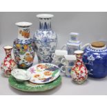 A collection of mixed Oriental ceramics