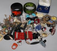 A group of costume jewellery including stylish 1970's plastic bangles etc.