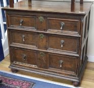 An oak chest of drawers, W.91cm