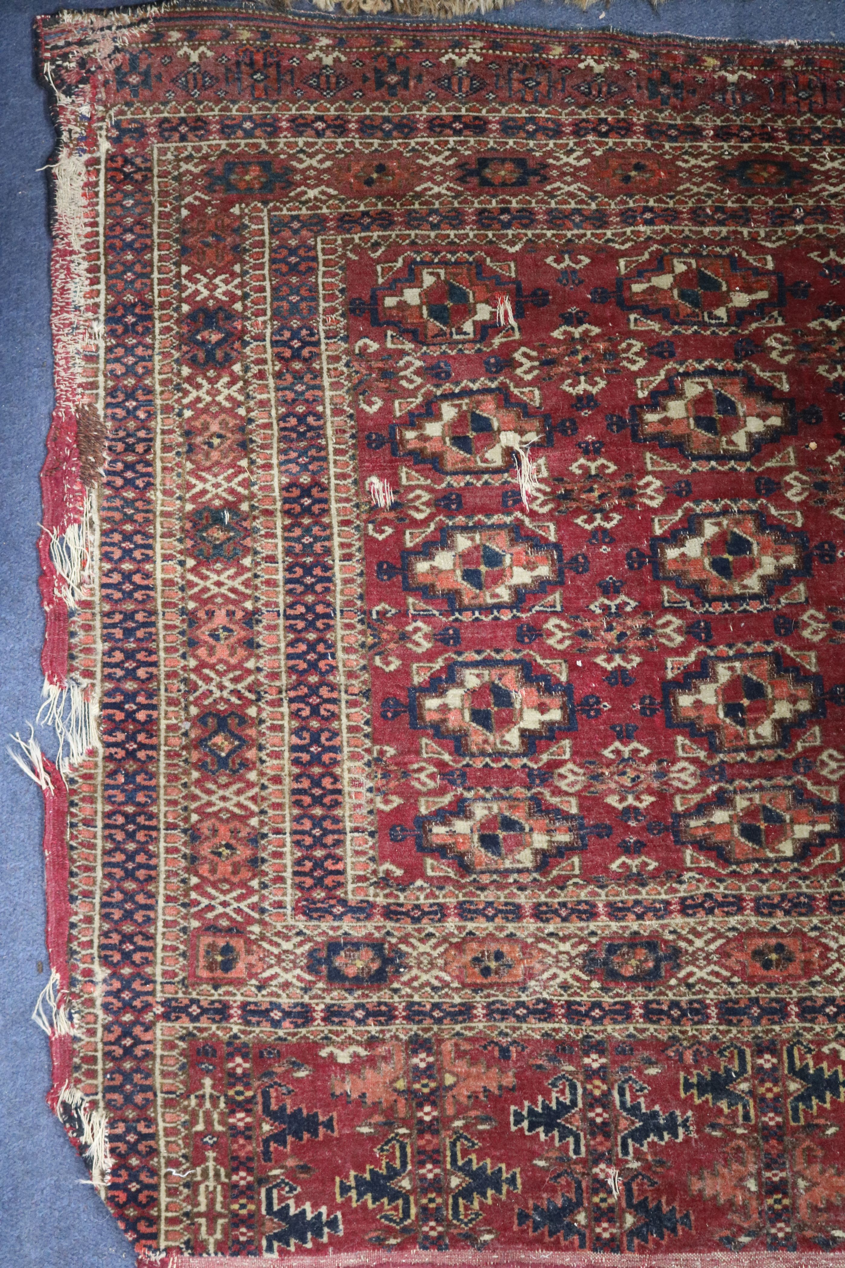 A Shiraz rug, a Bokhara saddlecloth and another rug (wear) 200 x 155cm, 120 x 75cm & 140 x 85cm - Image 6 of 11