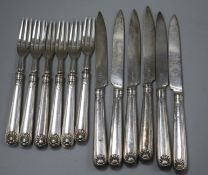 A set of six George III silver thread and shell pattern fruit knives, Moses Brent, London, 1808