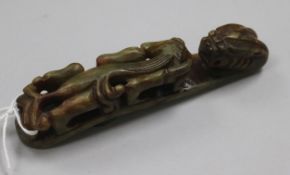 A Chinese hardstone 'dragon' belt hook