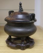 A Chinese censer