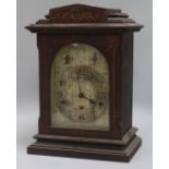 An Edwardian chiming mantel clock