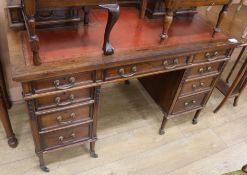 An Edwardian mahogany desk, W.123cm