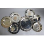 Two pairs of modern silver dishes, a similar Asprey dish, 8oz., an 800 standard dish and a plated