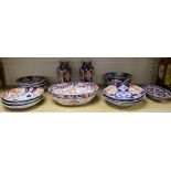 A collection of late 19th century Imari porcelain (32)