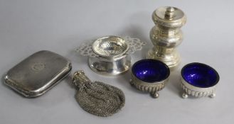 A late Victorian silver pepper mill, London, 1898, a silver travelling timepiece, a purse, tow salts