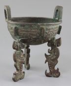 A rare Chinese archaic bronze tripod ritual food vessel, Ding, early Western Zhou dynasty, 11th