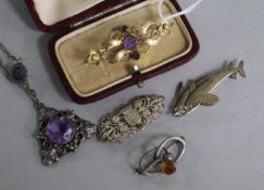 A 9ct gold brooch, a Georg Jensen 317 twin dolphin brooch and three other items.