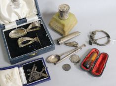 Mixed silver and other items including a cased telescopic cigarette holder.