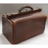 A Gladstone bag