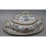 A Samson of Paris armorial tureen cover and stand