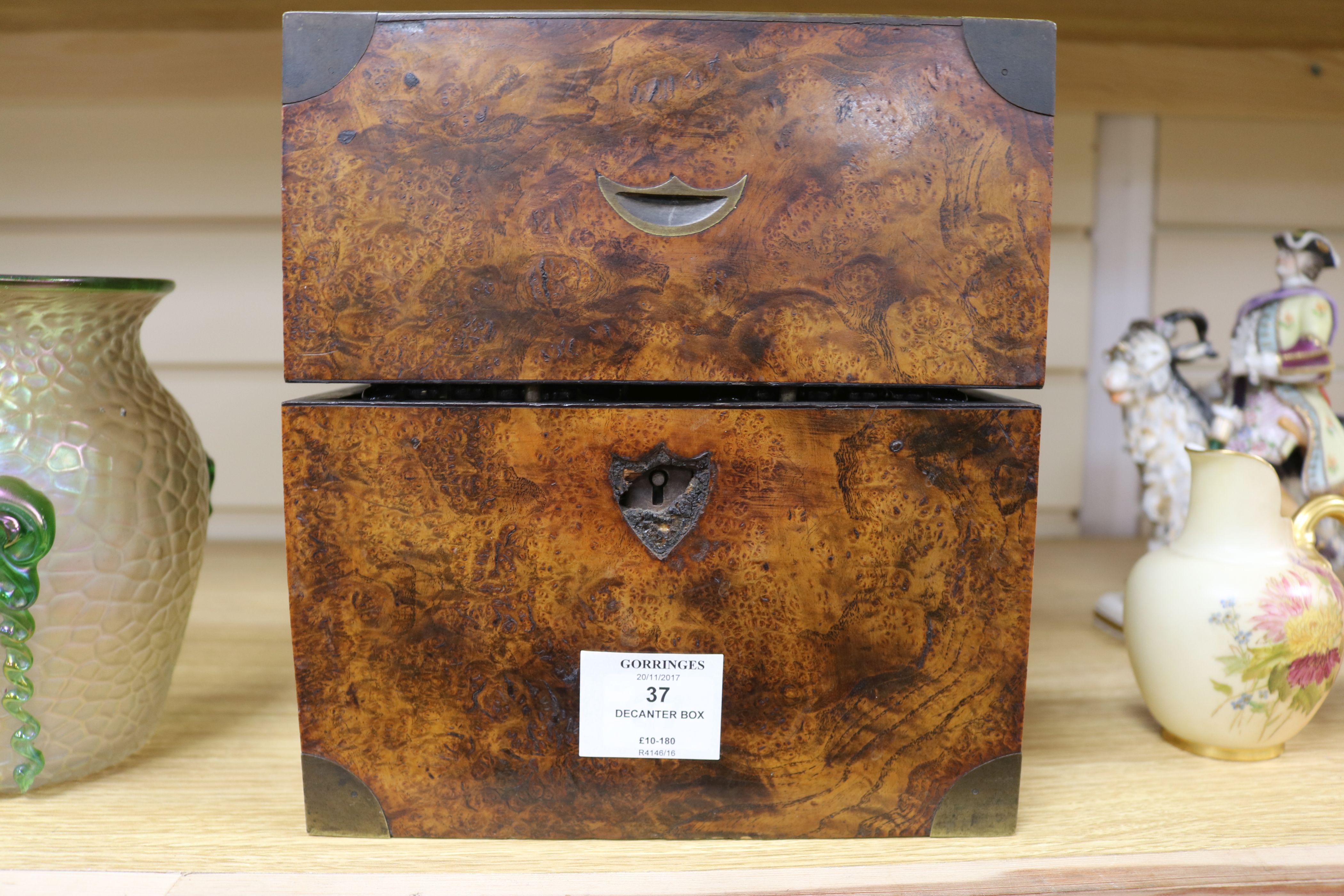 A burr walnut four bottled decanter box - Image 2 of 7