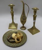 A quantity of mixed brassware