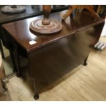 A George III mahogany drop leaf table, W.3ft 6in.