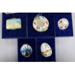 A Halcyon Days enamel travelling timepiece and four assorted boxes: Venice by Turner, HDCC