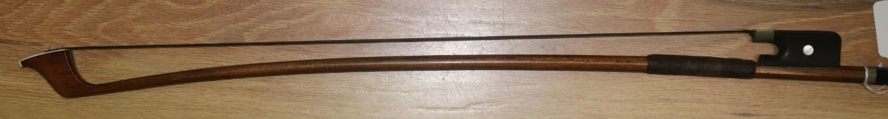 A J.E. Vickers cello bow