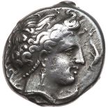 Campania, Neapolis. Silver Nomos (7.34 g), ca. 320-280 BC. Head of nymph right, wearing single-