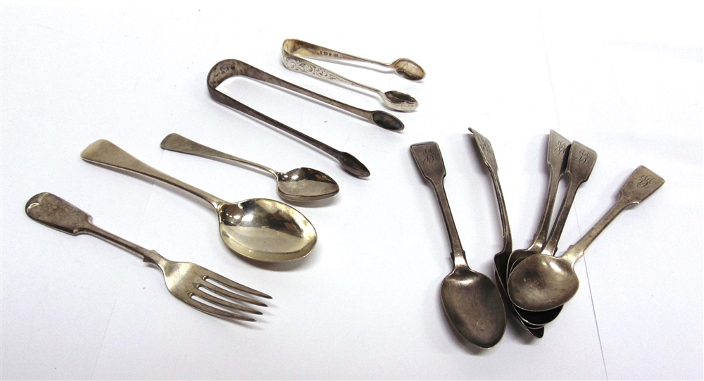 A COLLECTION OF SILVER FLATWARE comprising six teaspoons, a dessert spoon, a dessert fork, and two