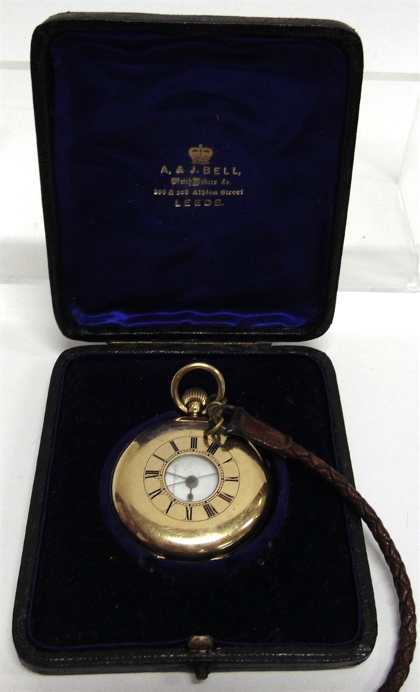 ANONYMOUS, AN 18 CARAT GOLD HALF HUNTER POCKETWATCH with stopwatch action, circa 1900, hallmarked - Image 3 of 3