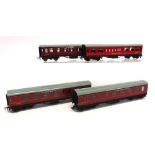 [OO GAUGE]. FOUR HORNBY DUBLO B.R. (M.R.) COACHES including a Restaurant Car, lined maroon / crimson