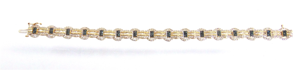 A 9 CARAT GOLD DIAMOND AND BLUE DIAMOND BRACELET the alternating circle of single cut diamonds