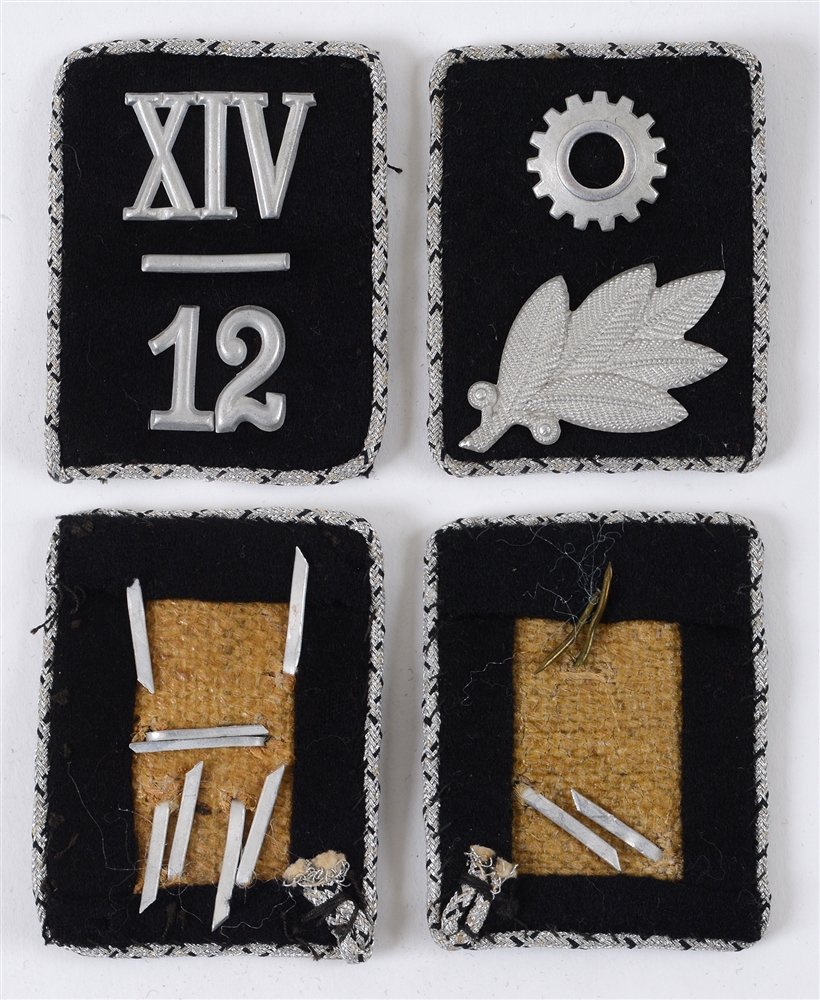 TECHNISCHE NOTHILFE (TENO) - A PAIR OF 'SCHARFUHRER/GEFOLGSCHAFTSFUHRER' COLLAR TABS 'LANDESGRUPPE