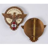 HITLERJUNGEND - BRONZE KREISSIEGER 1938 BADGE BY BREHMER enamelled bronze plated tombac, maker