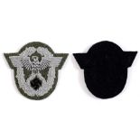 POLIZEI - OFFICER'S SLEEVE EAGLE (ARMEHOLHEITSABZEICHEN) bullion embroidered sleeve eagle with out-