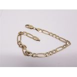 A 9 CARAT GOLD BRACELET 20.5cm long, 6.8g gross