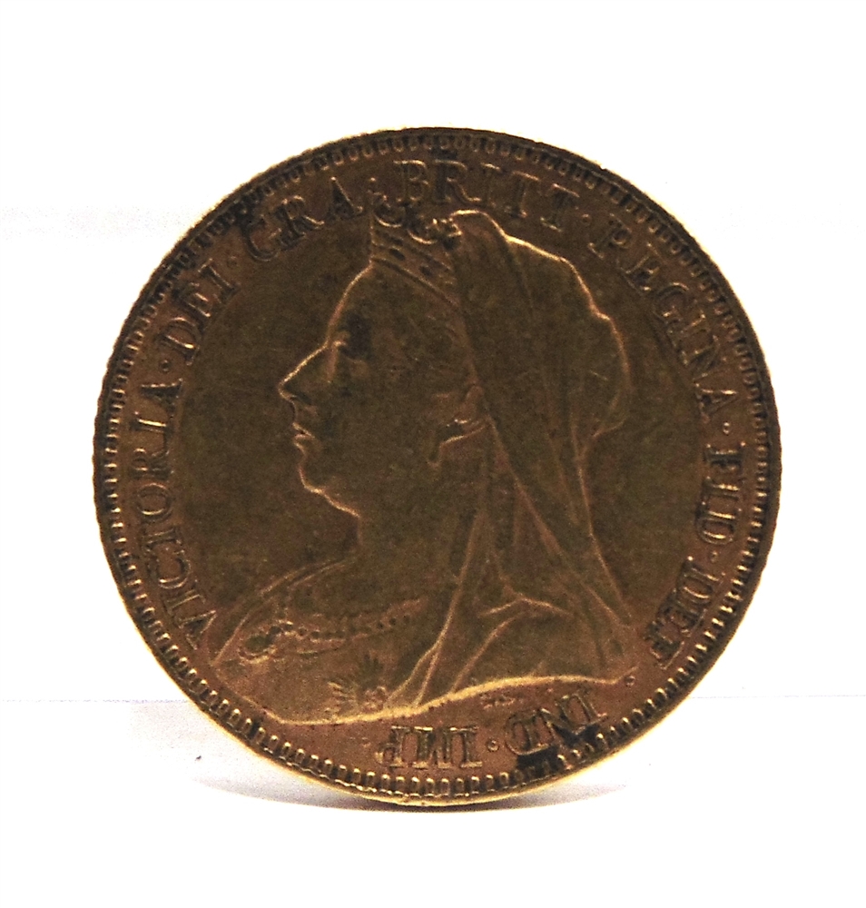 GREAT BRITAIN - VICTORIA, HALF SOVEREIGN, 1900 old head.