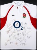 Framed England rugby shirt signed by the England 2003 World Cup winners,